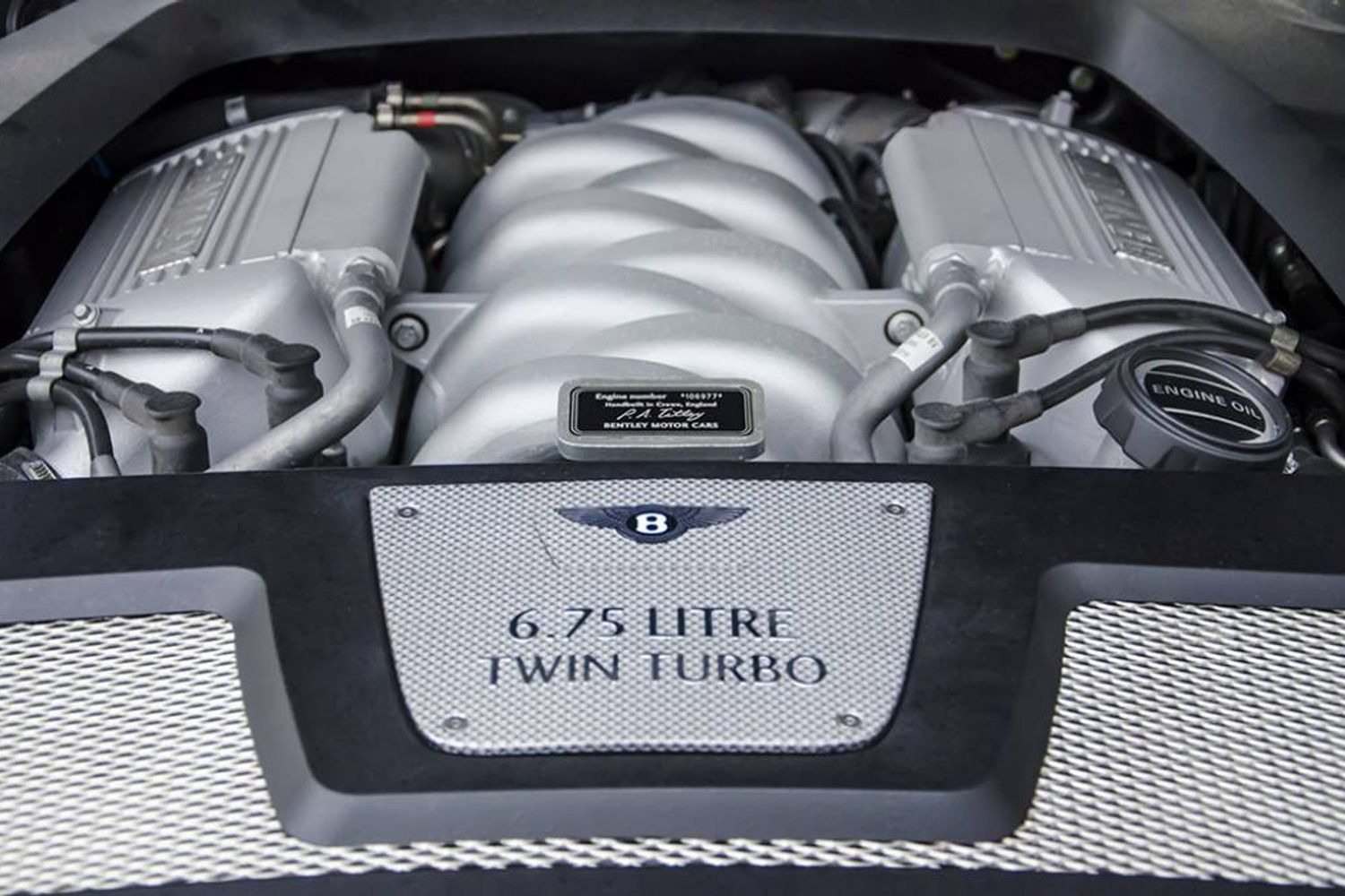 BENTLEY AZURE CONVERTIBLE 6.7 V8 Auto