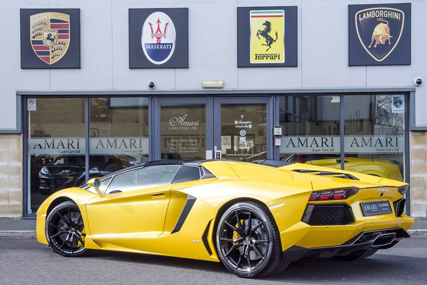LAMBORGHINI AVENTADOR ROADSTER LP 700-4 ISR