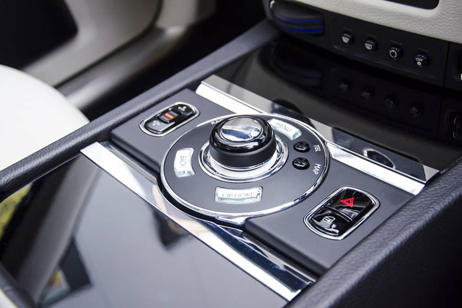 ROLLS-ROYCE GHOST SALOON 4dr Auto