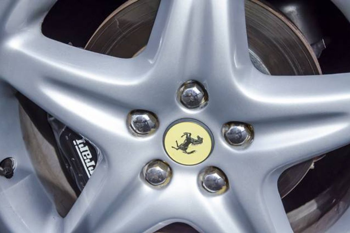 FERRARI F355 CONVERTIBLE Spider