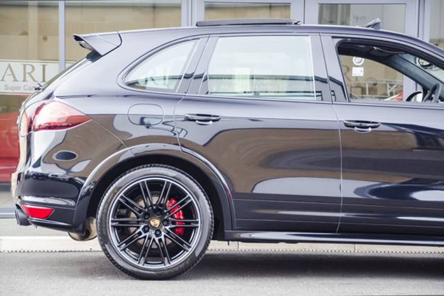 PORSCHE CAYENNE ESTATE GTS Tiptronic S