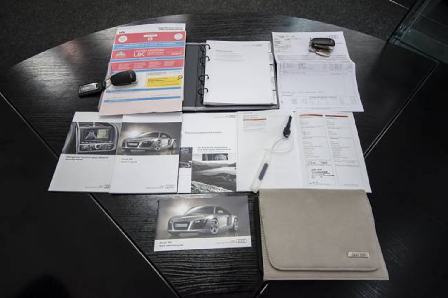 AUDI R8 COUPE SPECIAL EDITIONS 4.2 FSI [430] Quattro Limited Edition R Tronic