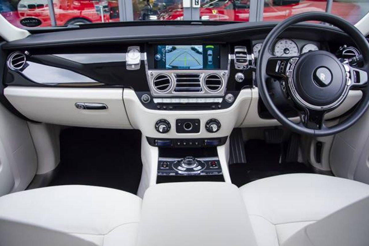 ROLLS-ROYCE GHOST SALOON 4dr Auto