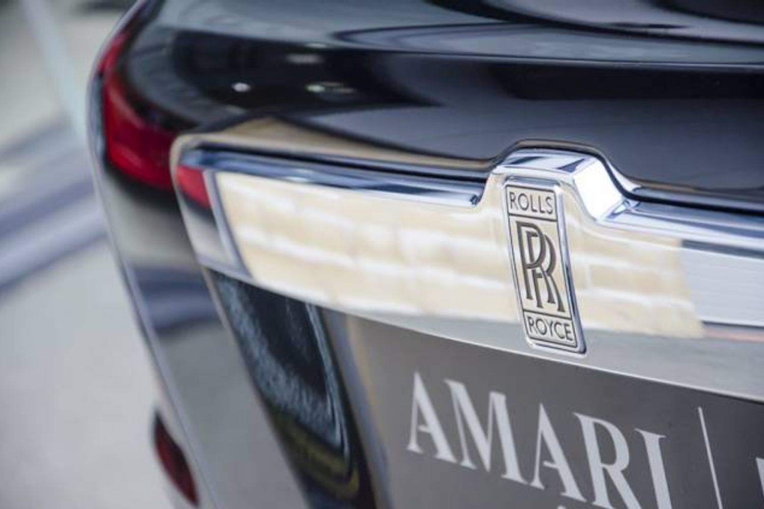 ROLLS-ROYCE GHOST SALOON 4dr Auto