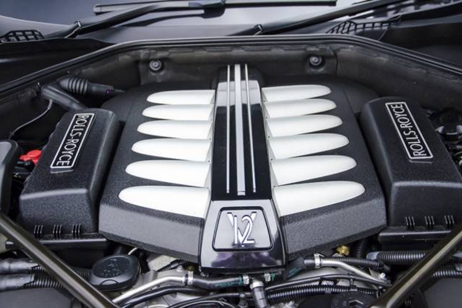 ROLLS-ROYCE GHOST SALOON 4dr Auto