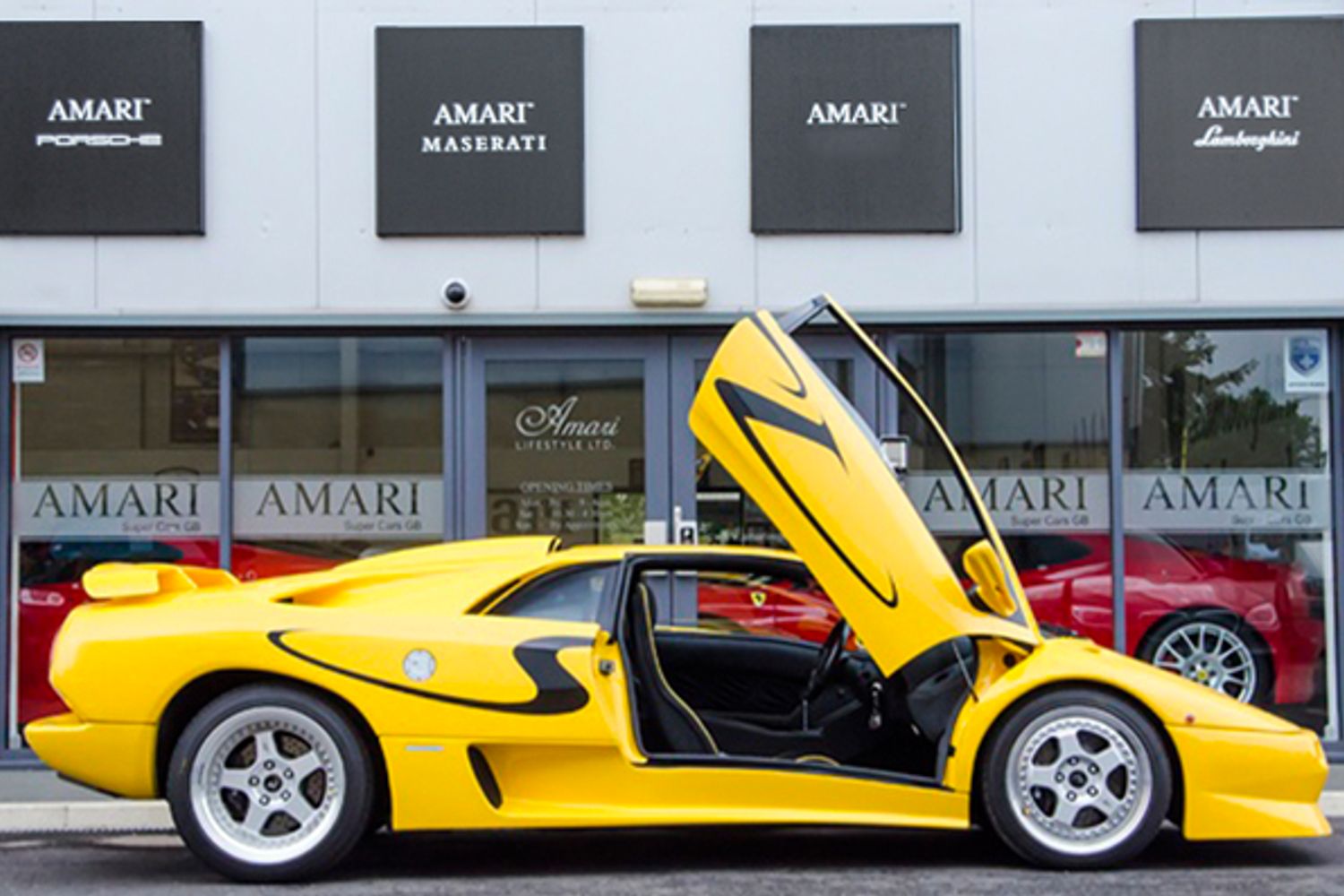 LAMBORGHINI DIABLO SV Coupe