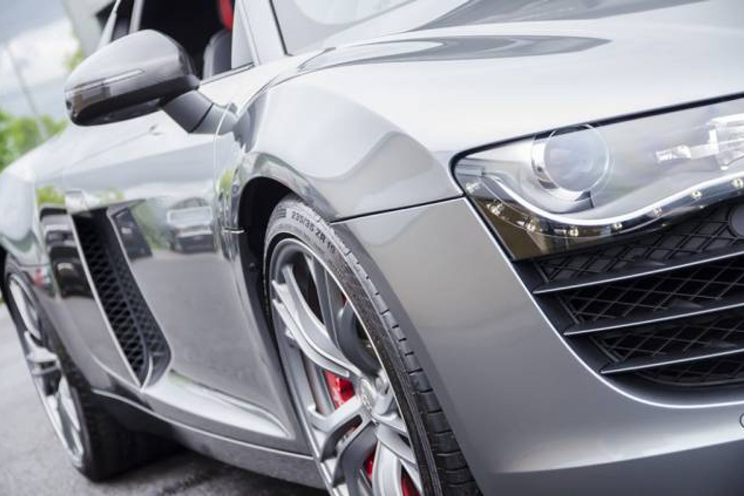 AUDI R8 COUPE SPECIAL EDITIONS 4.2 FSI [430] Quattro Limited Edition R Tronic