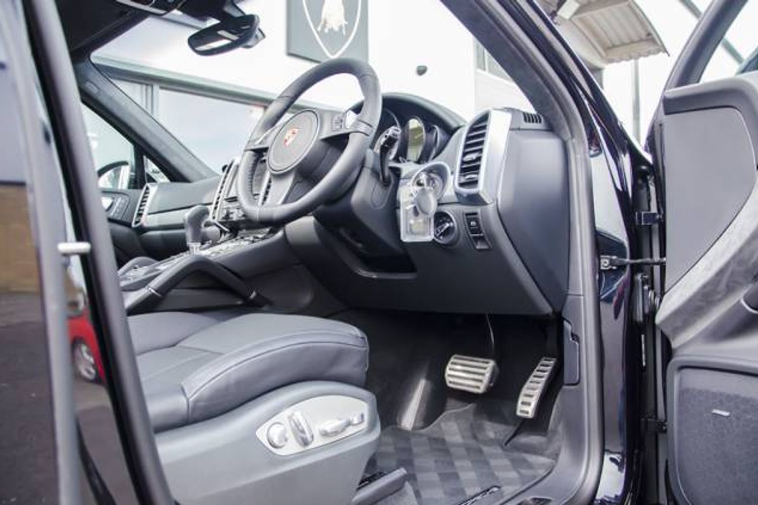 PORSCHE CAYENNE ESTATE GTS Tiptronic S