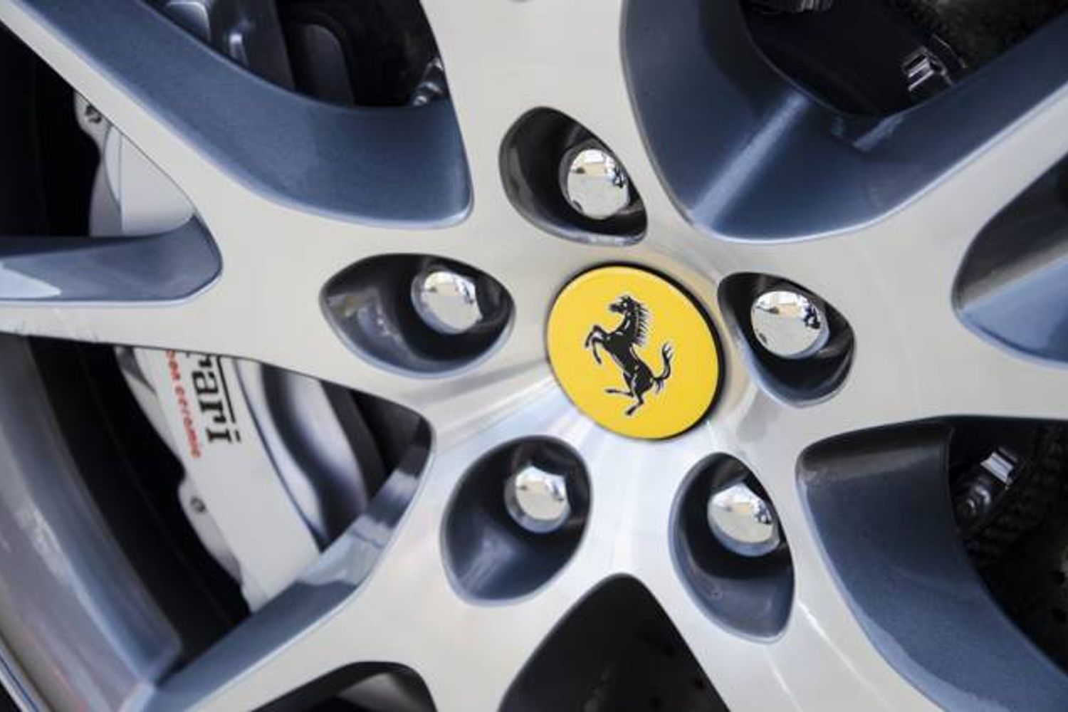 FERRARI CALIFORNIA CONVERTIBLE 2+ F1