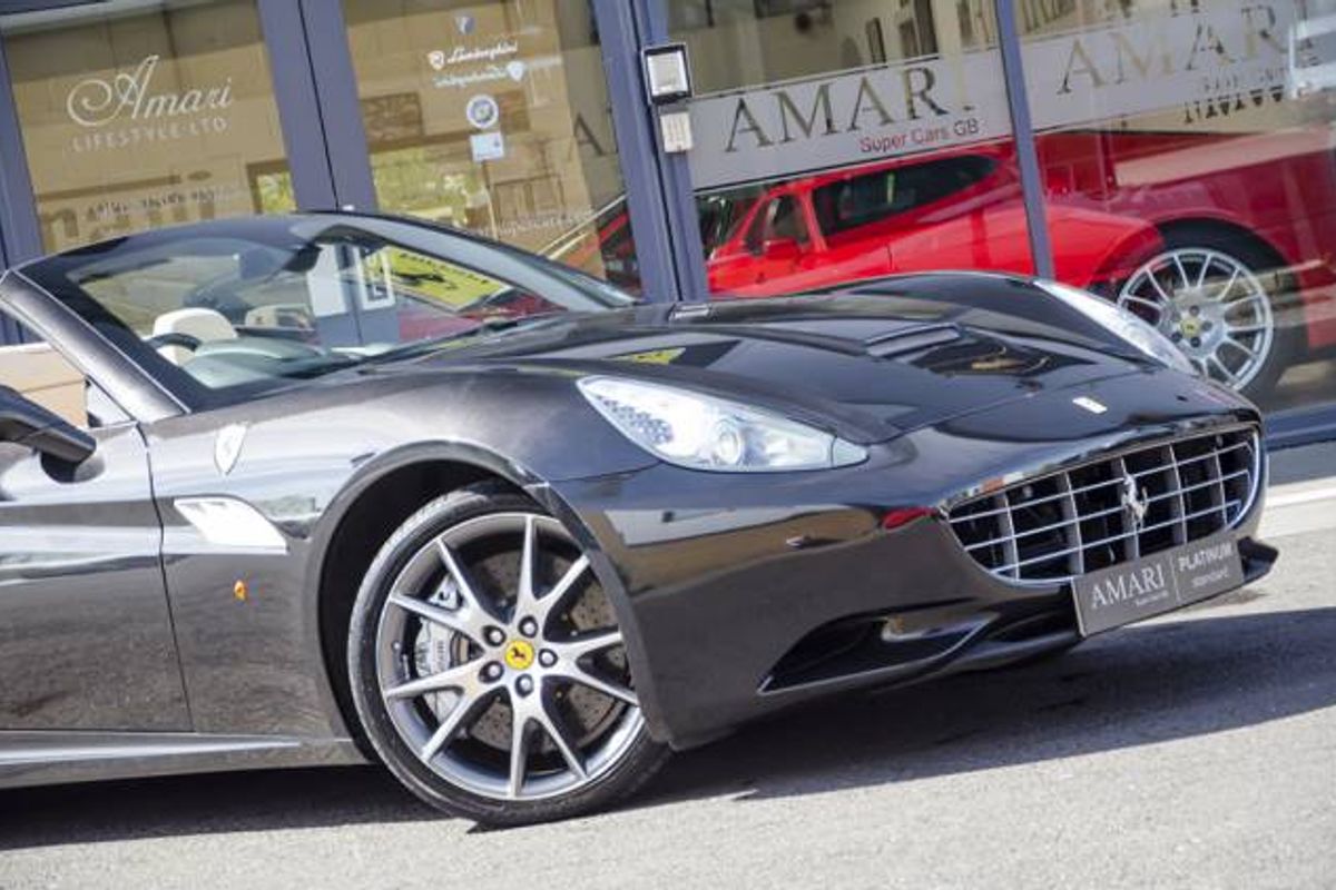 FERRARI CALIFORNIA CONVERTIBLE 2+ F1