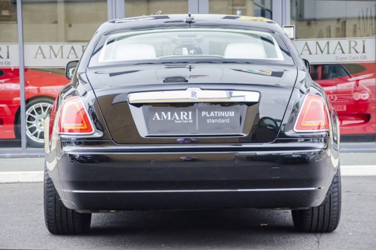 ROLLS-ROYCE GHOST SALOON 4dr Auto
