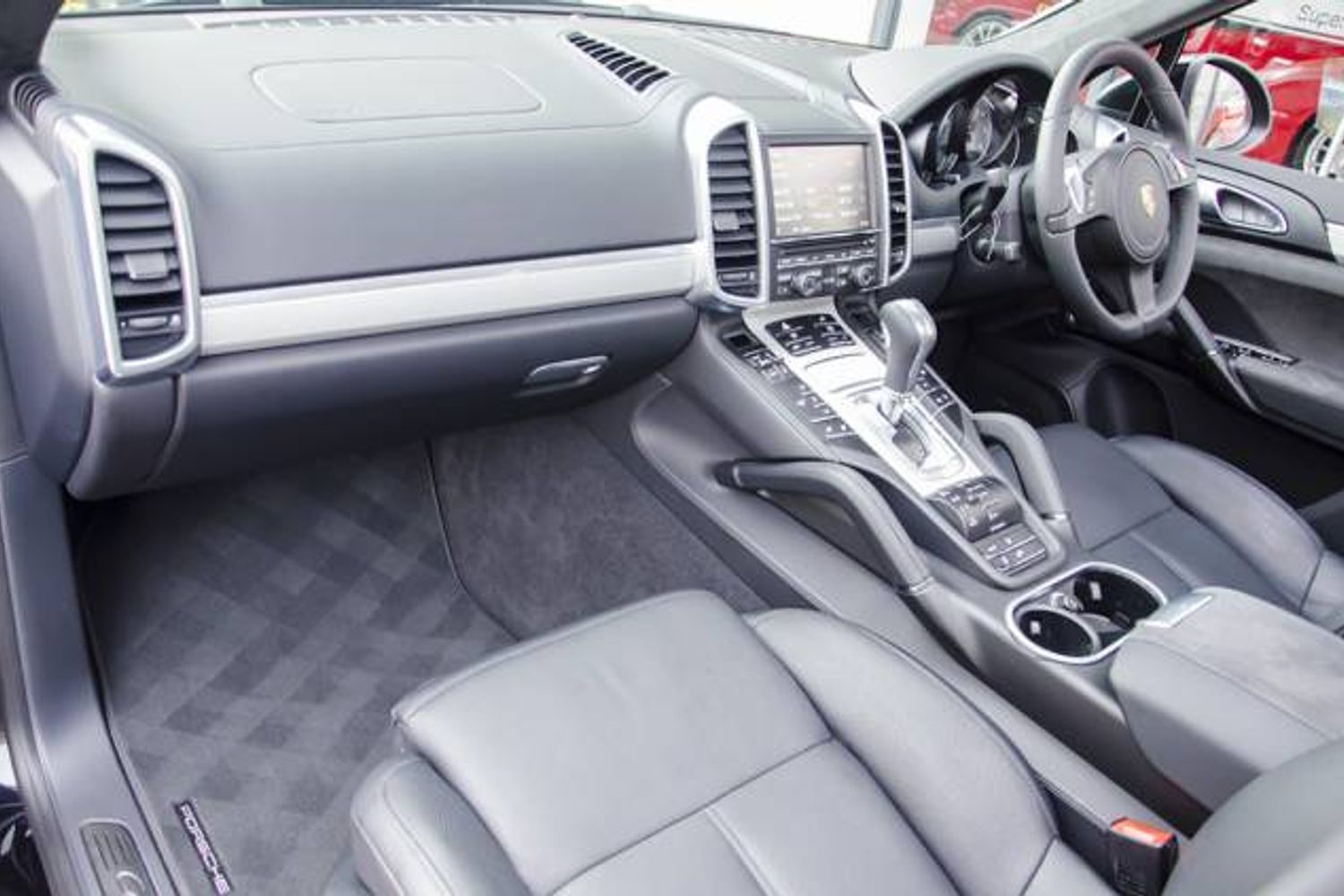 PORSCHE CAYENNE ESTATE GTS Tiptronic S