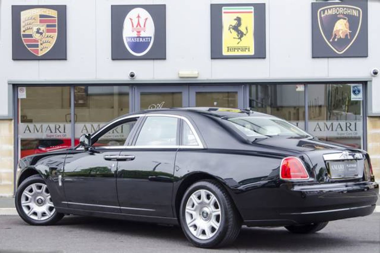 ROLLS-ROYCE GHOST SALOON 4dr Auto