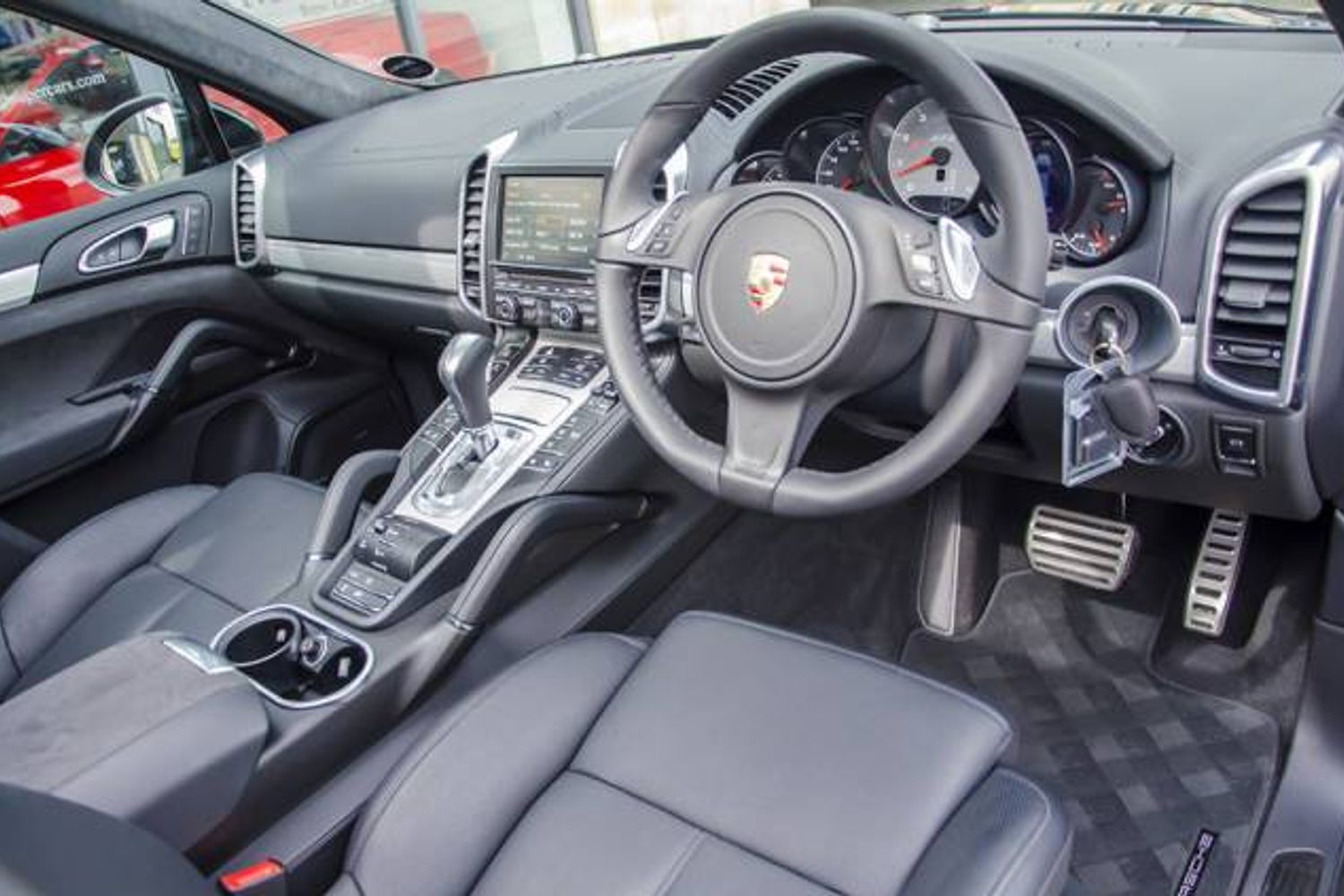 PORSCHE CAYENNE ESTATE GTS Tiptronic S