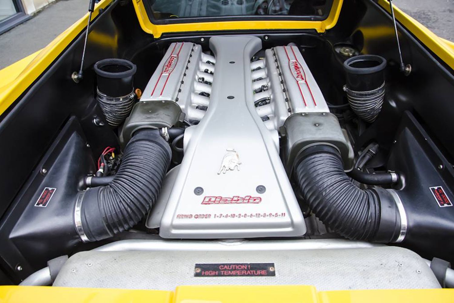 LAMBORGHINI DIABLO SV Coupe
