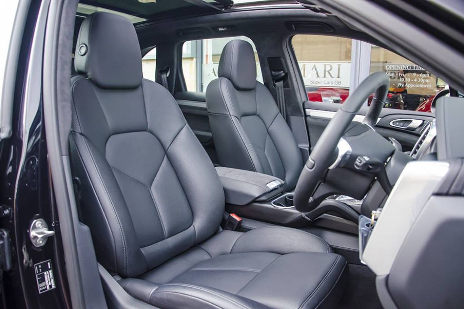 PORSCHE CAYENNE ESTATE GTS Tiptronic S
