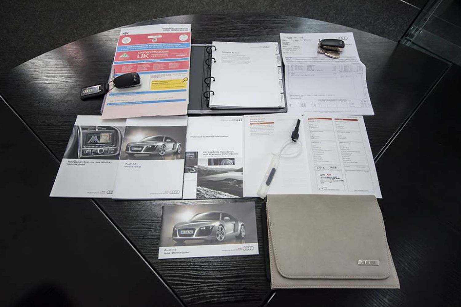 AUDI R8 COUPE SPECIAL EDITIONS 4.2 FSI [430] Quattro Limited Edition R Tronic