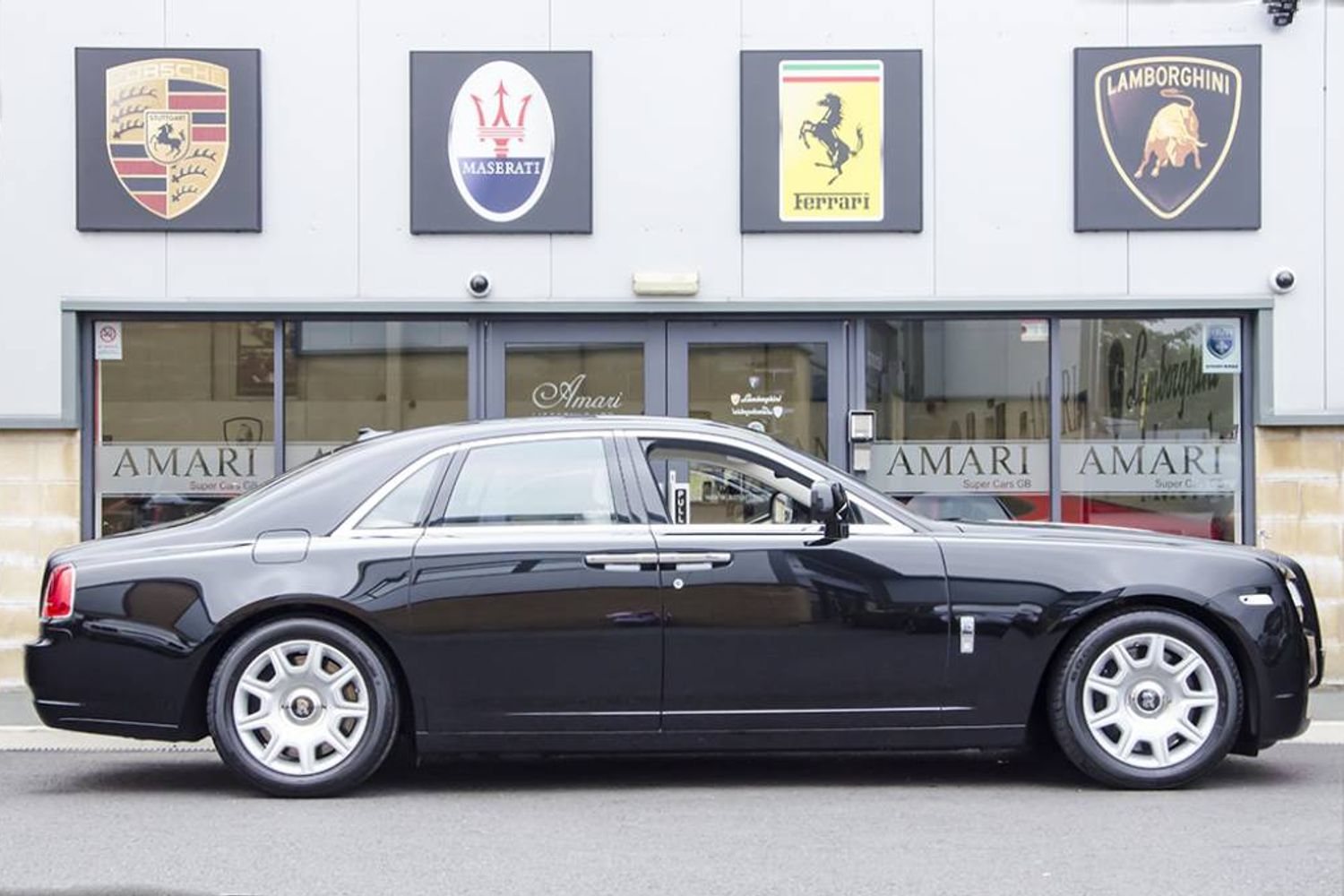 ROLLS-ROYCE GHOST SALOON 4dr Auto
