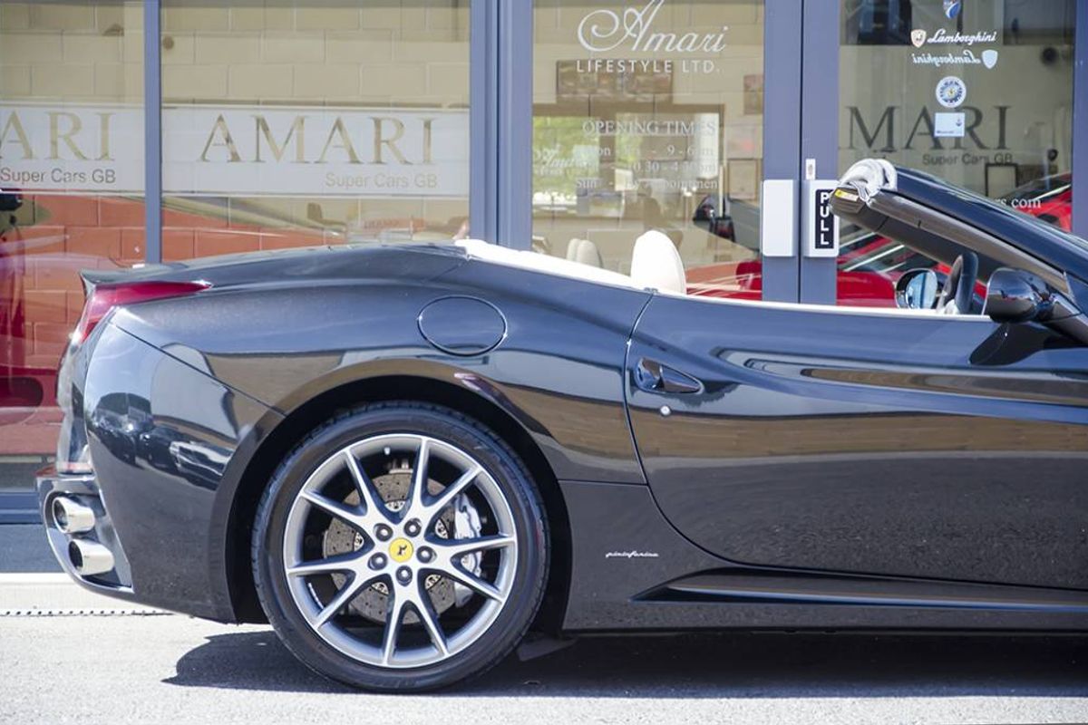 FERRARI CALIFORNIA CONVERTIBLE 2+ F1