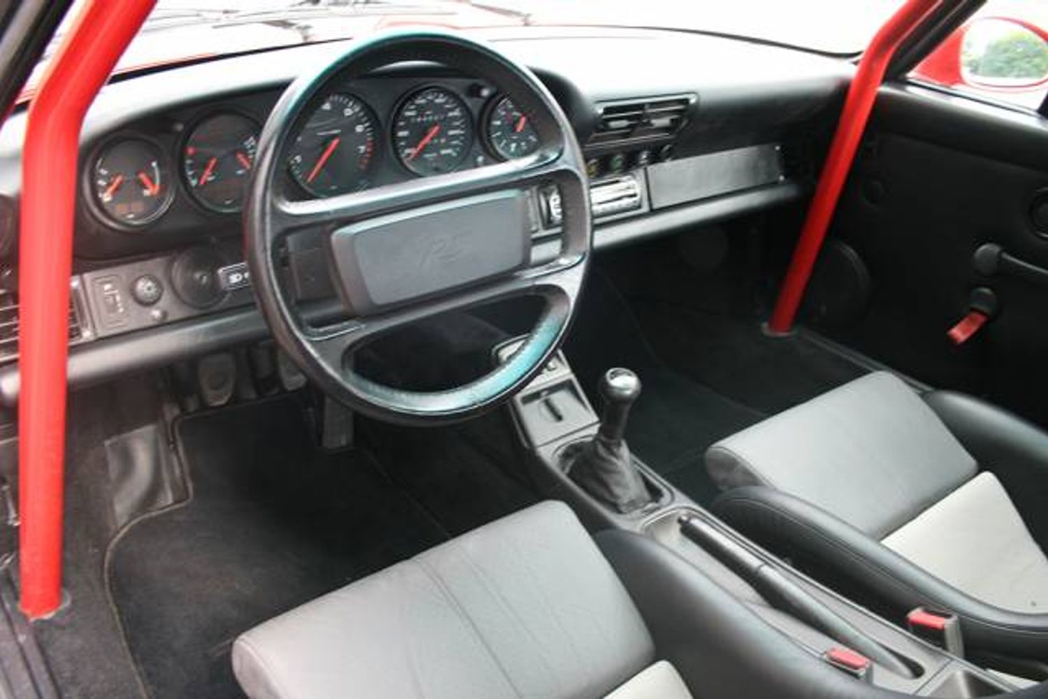 PORSCHE 964 Carrera RS Touring