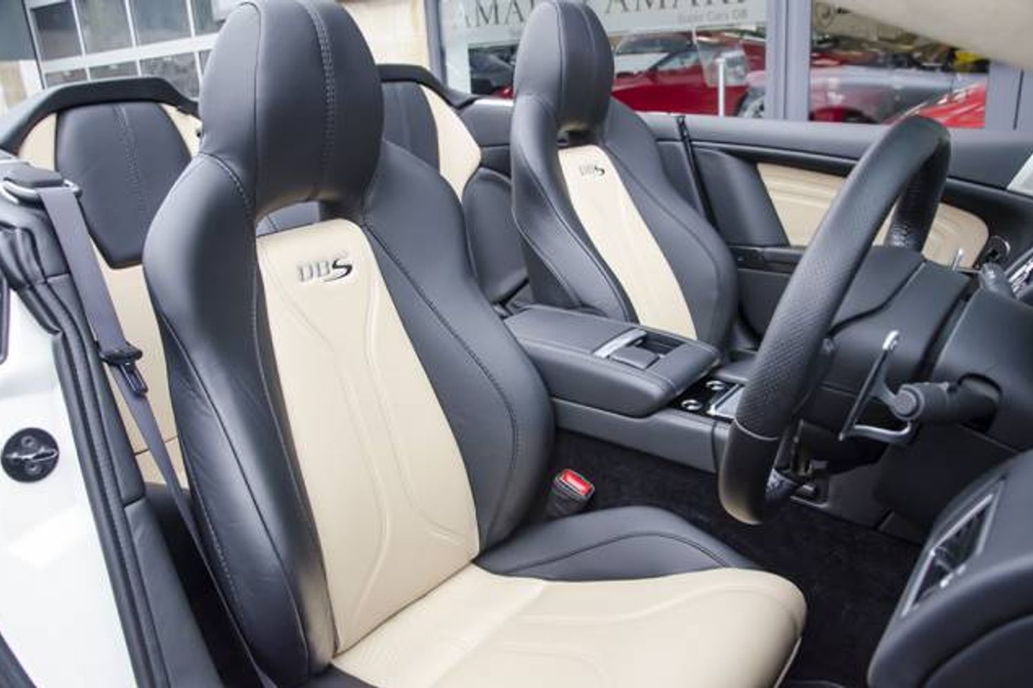 ASTON MARTIN DBS CONVERTIBLE V12 Volante Touchtronic Auto