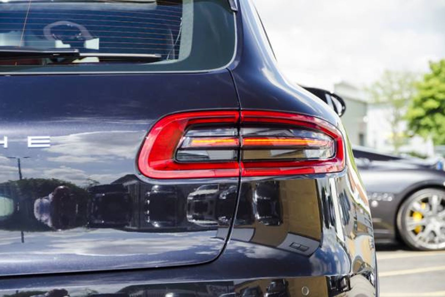 PORSCHE MACAN ESTATE Turbo PDK