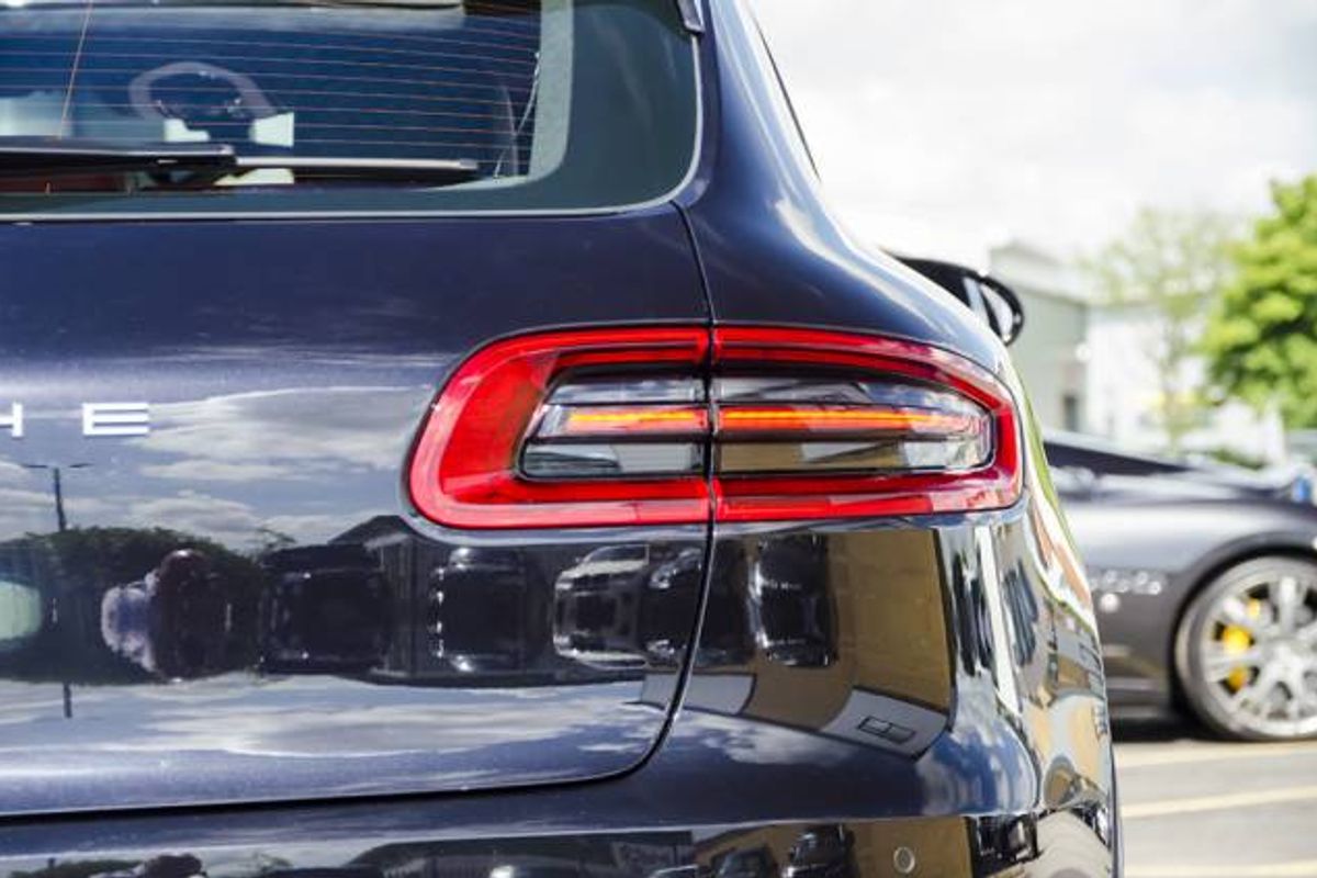PORSCHE MACAN ESTATE Turbo PDK