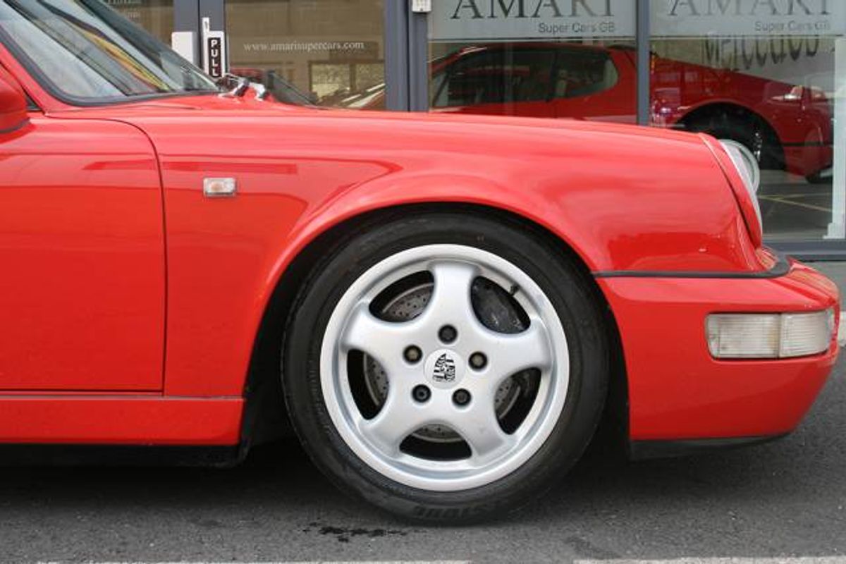 PORSCHE 964 Carrera RS Touring