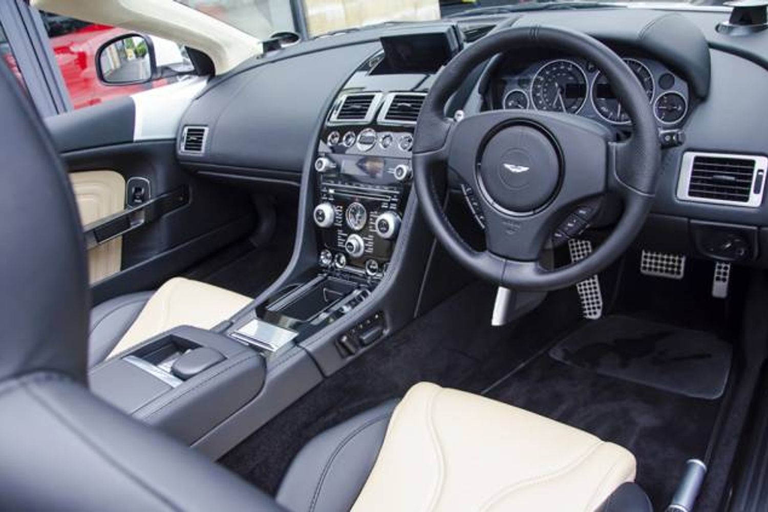 ASTON MARTIN DBS CONVERTIBLE V12 Volante Touchtronic Auto