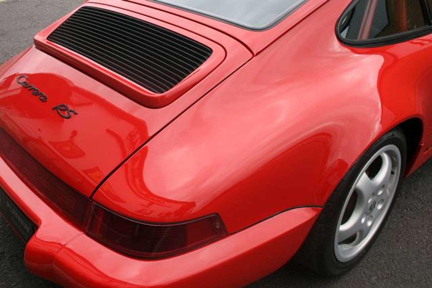 PORSCHE 964 Carrera RS Touring