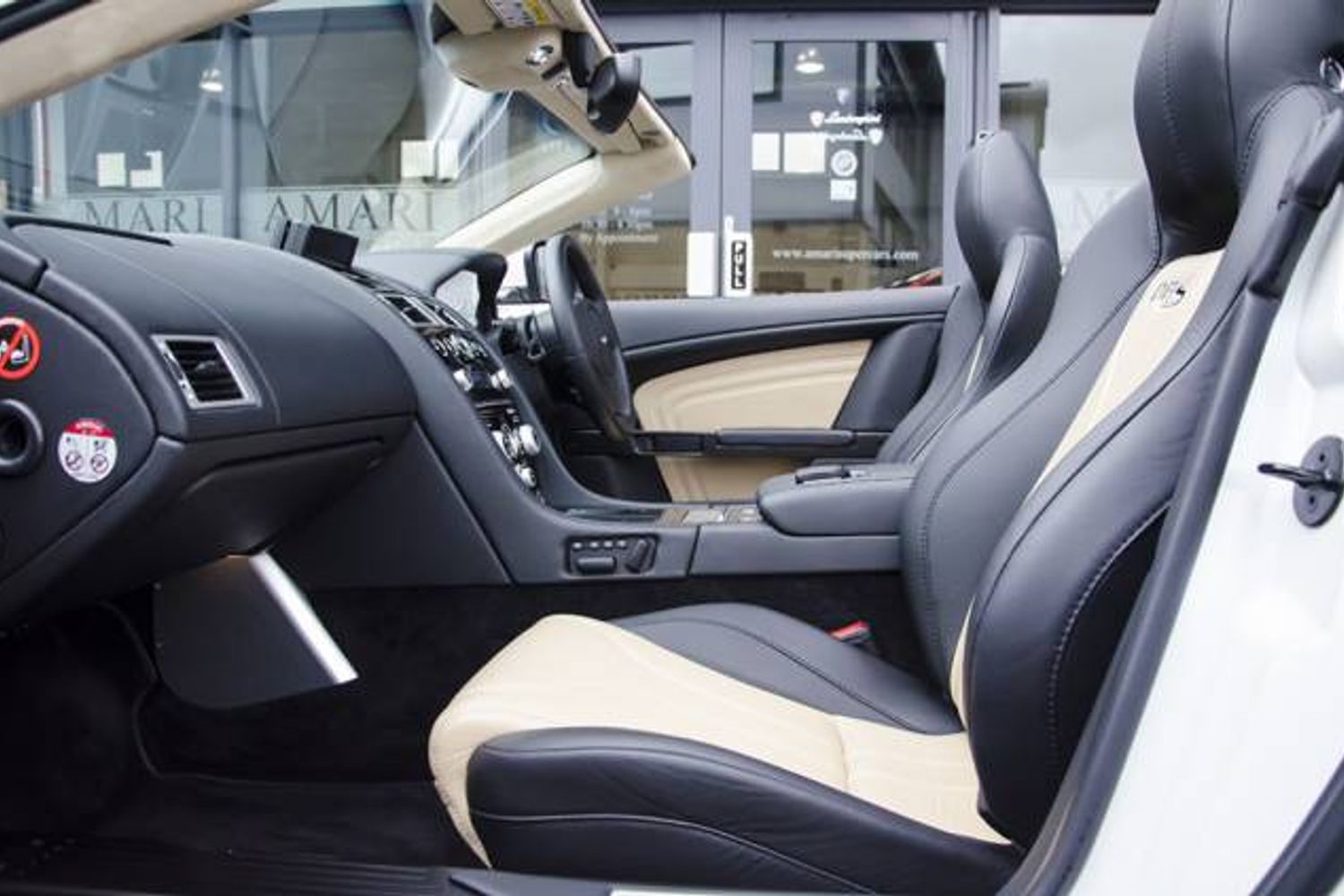 ASTON MARTIN DBS CONVERTIBLE V12 Volante Touchtronic Auto