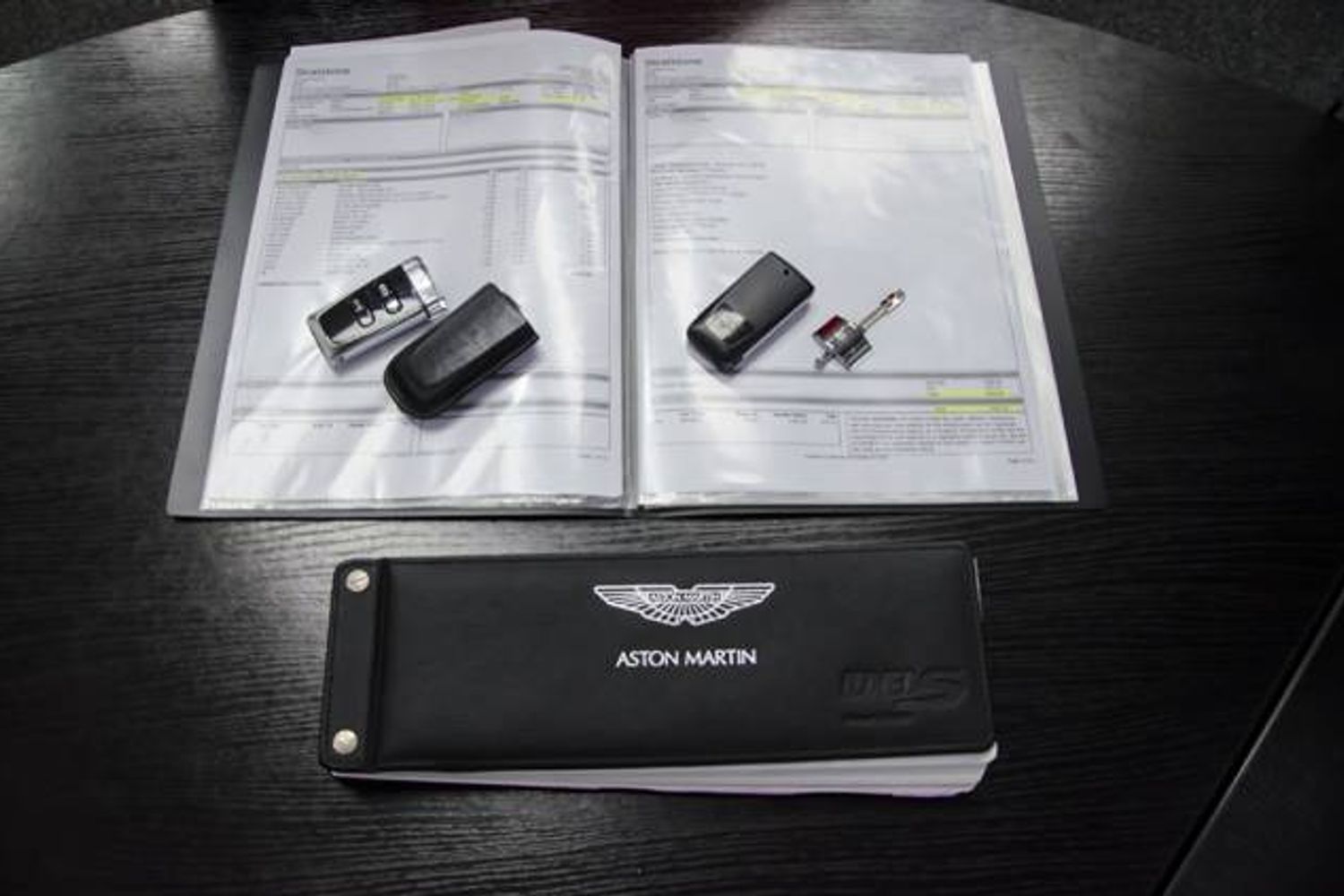 ASTON MARTIN DBS CONVERTIBLE V12 Volante Touchtronic Auto