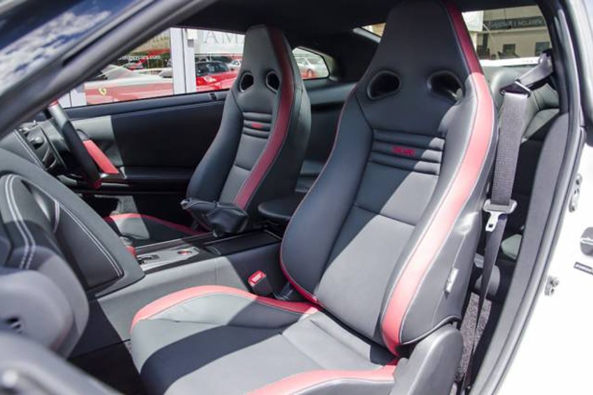 NISSAN GT-R COUPE 3.8 [550] Premium Auto