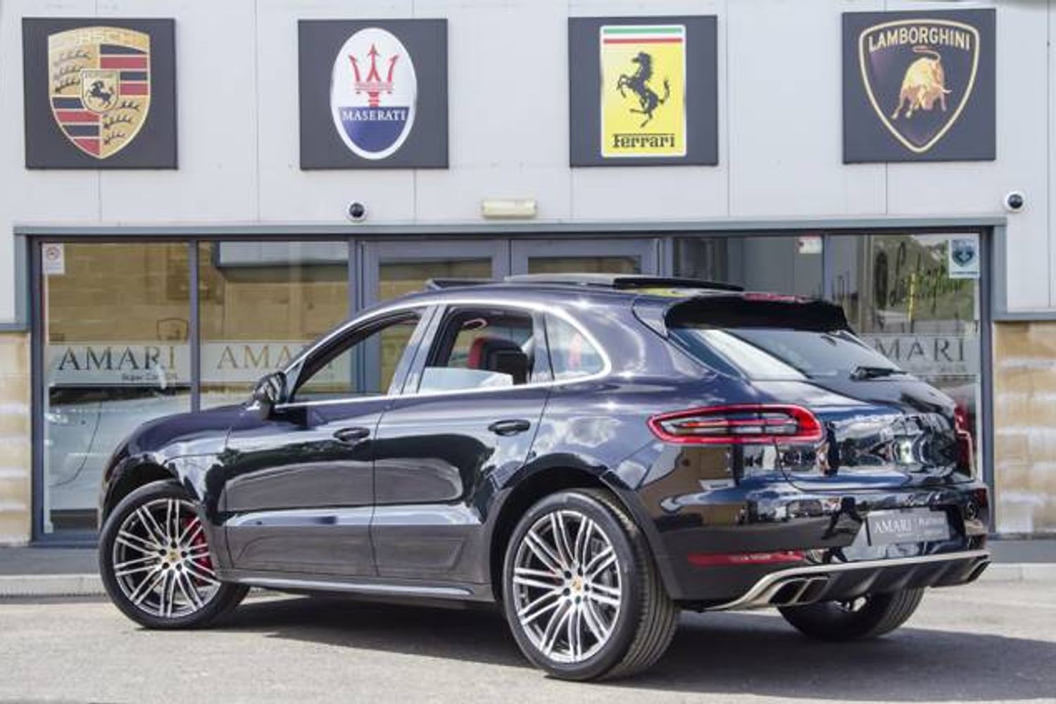 PORSCHE MACAN ESTATE Turbo PDK