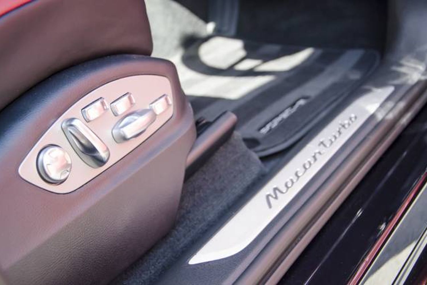 PORSCHE MACAN ESTATE Turbo PDK