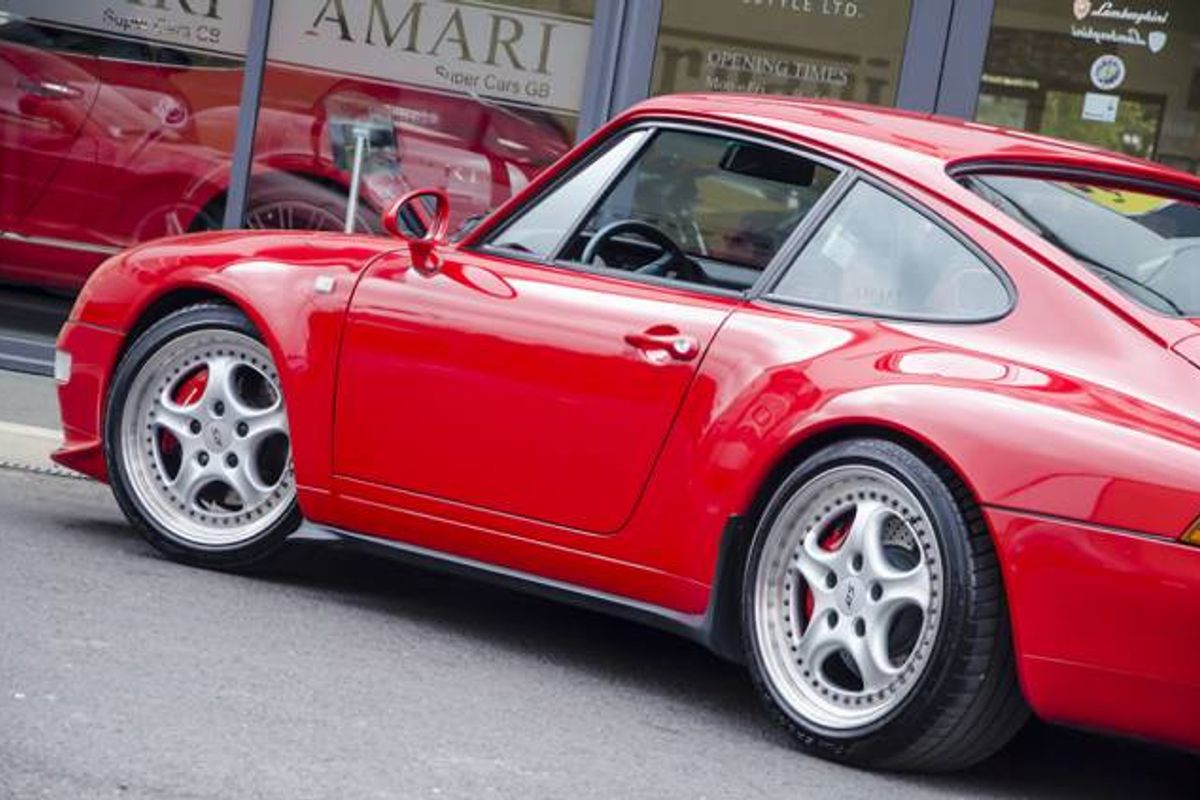 PORSCHE 993 Carrera RS