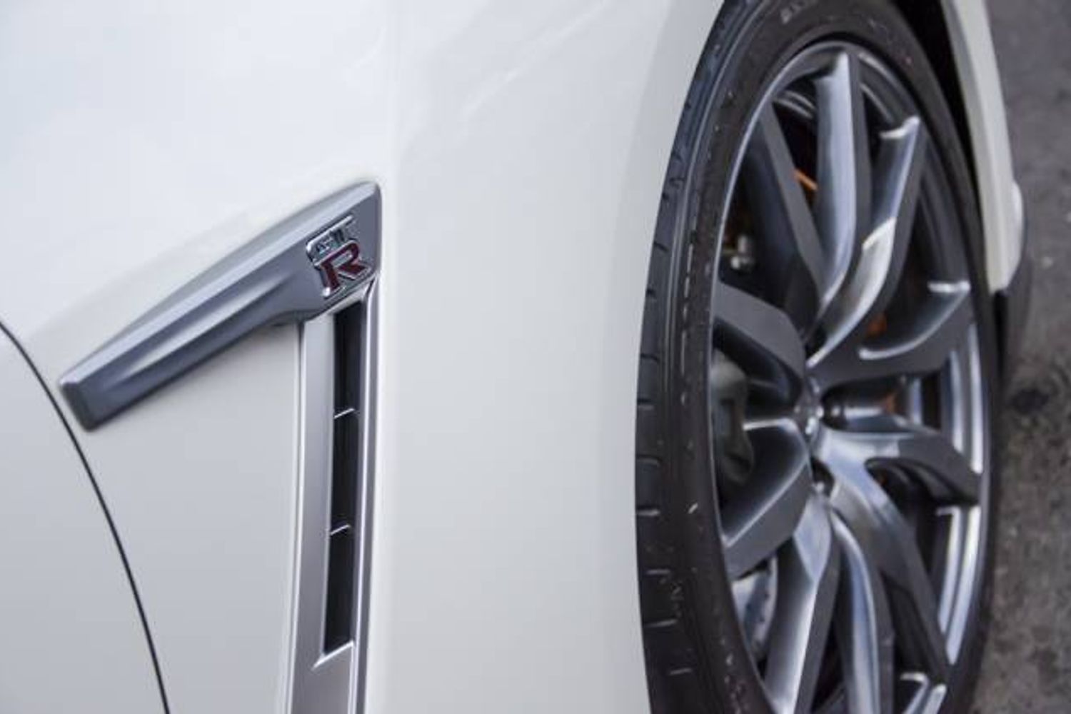 NISSAN GT-R COUPE 3.8 [550] Premium Auto