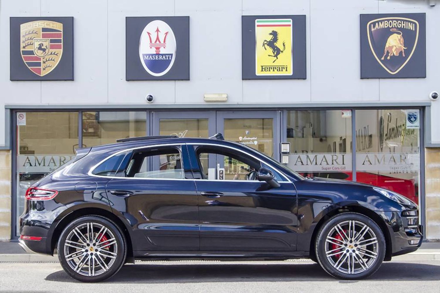 PORSCHE MACAN ESTATE Turbo PDK