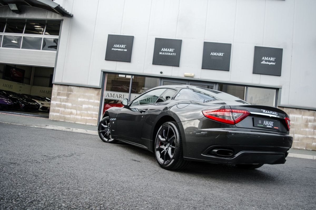 MASERATI GRANTURISMO COUPE V8 Sport MC Shift