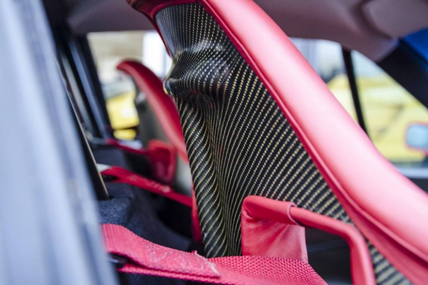 FERRARI F40 COUPE 2dr