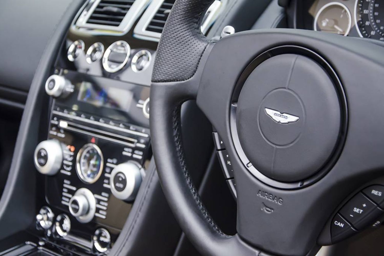 ASTON MARTIN DBS CONVERTIBLE V12 Volante Touchtronic Auto