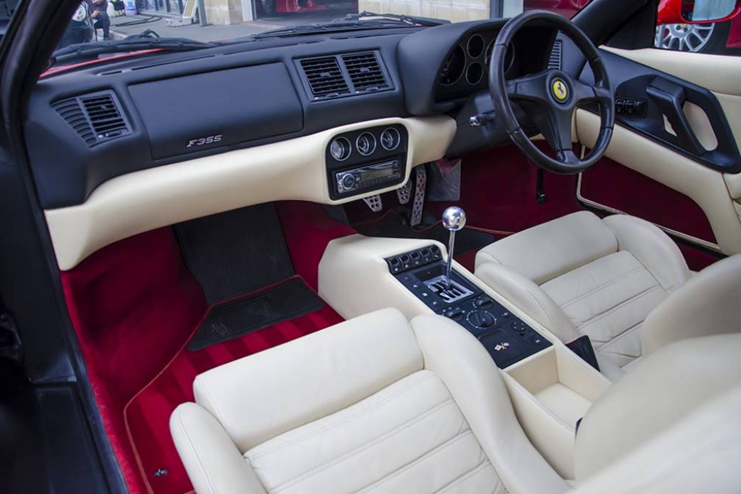 FERRARI F355 COUPE Berlinetta