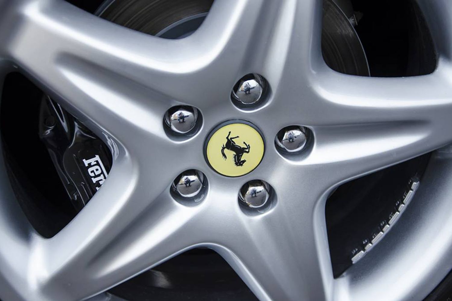 FERRARI F355 COUPE Berlinetta
