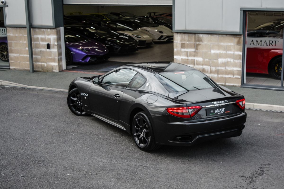 MASERATI GRANTURISMO COUPE V8 Sport MC Shift
