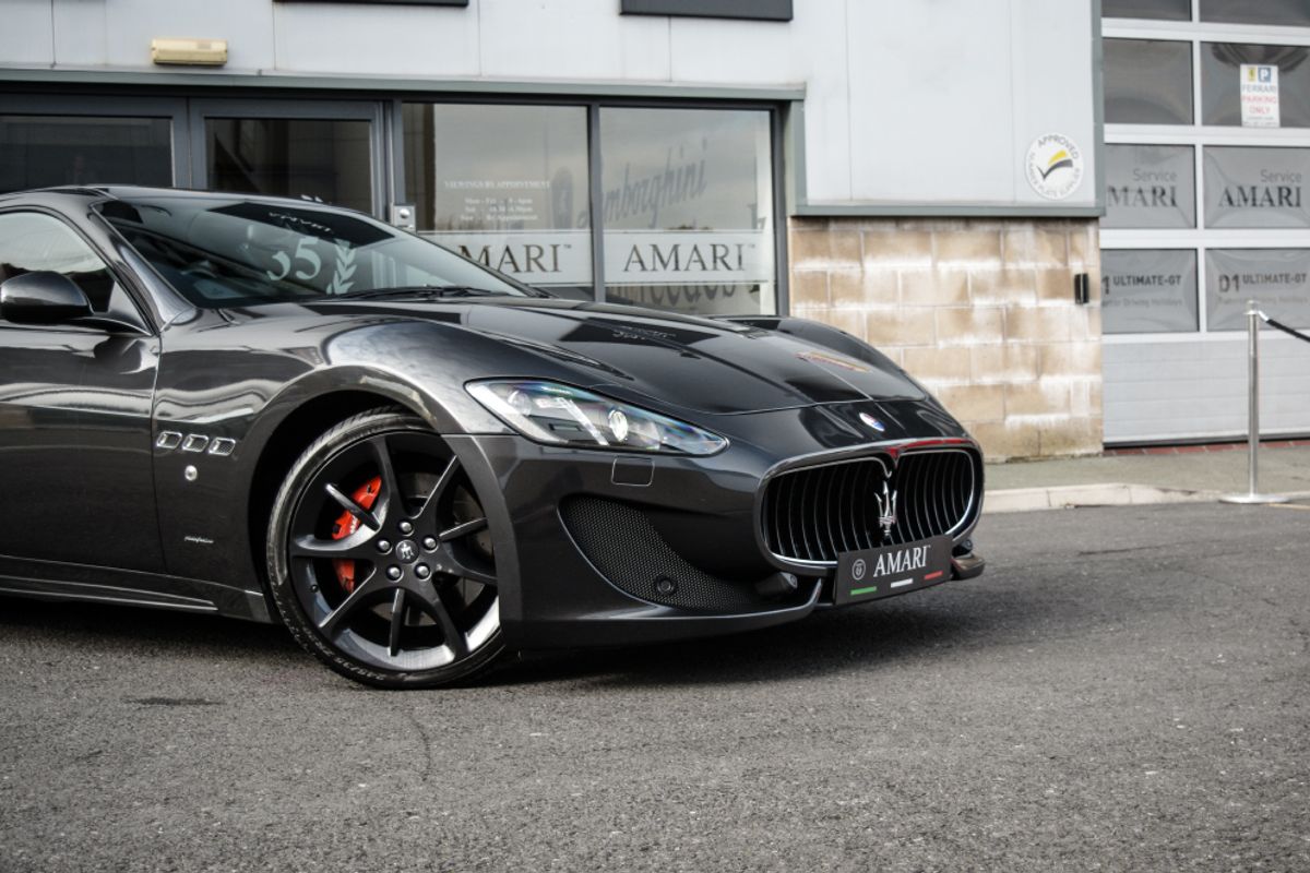 MASERATI GRANTURISMO COUPE V8 Sport MC Shift