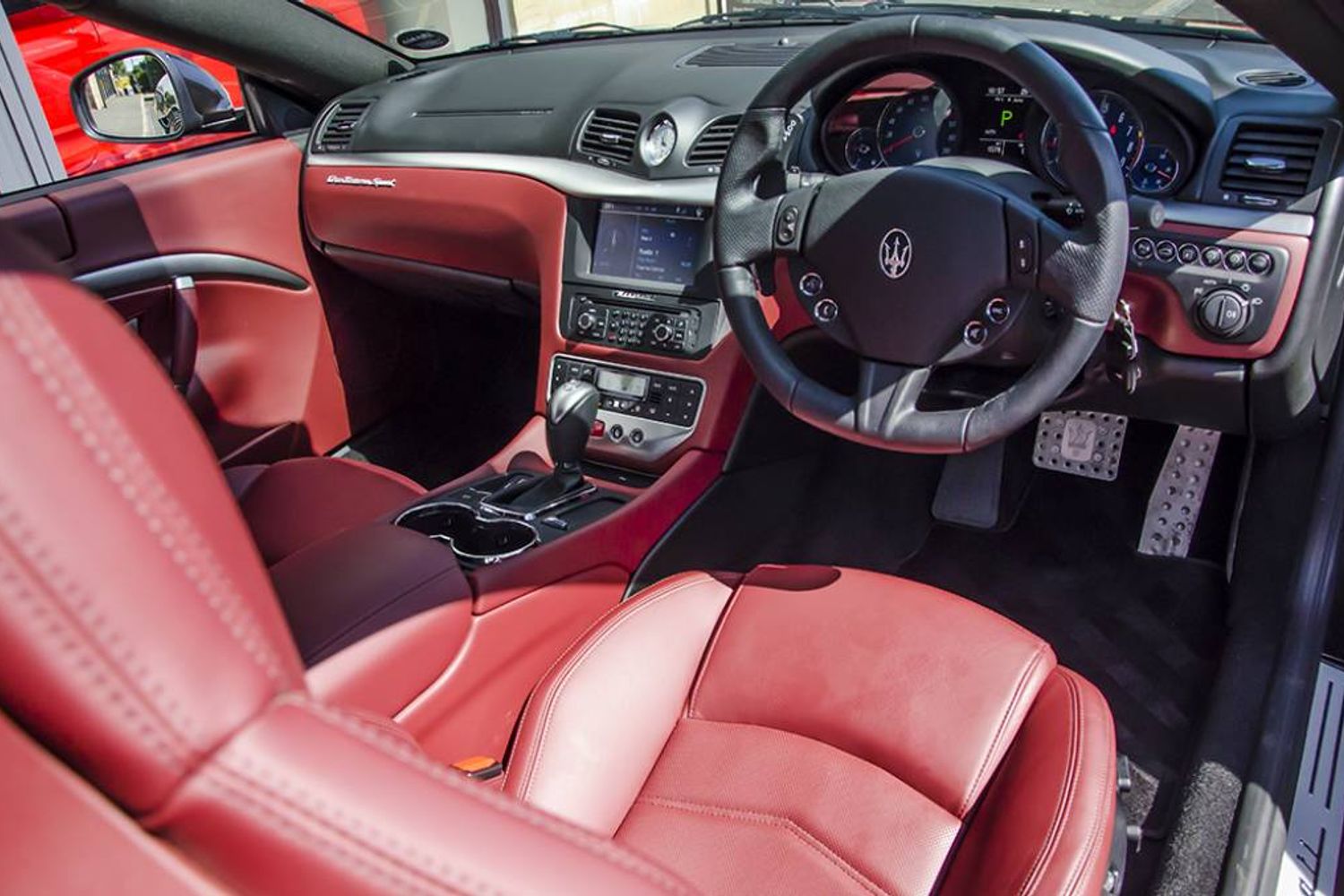 MASERATI GRANTURISMO COUPE V8 Sport MC Shift