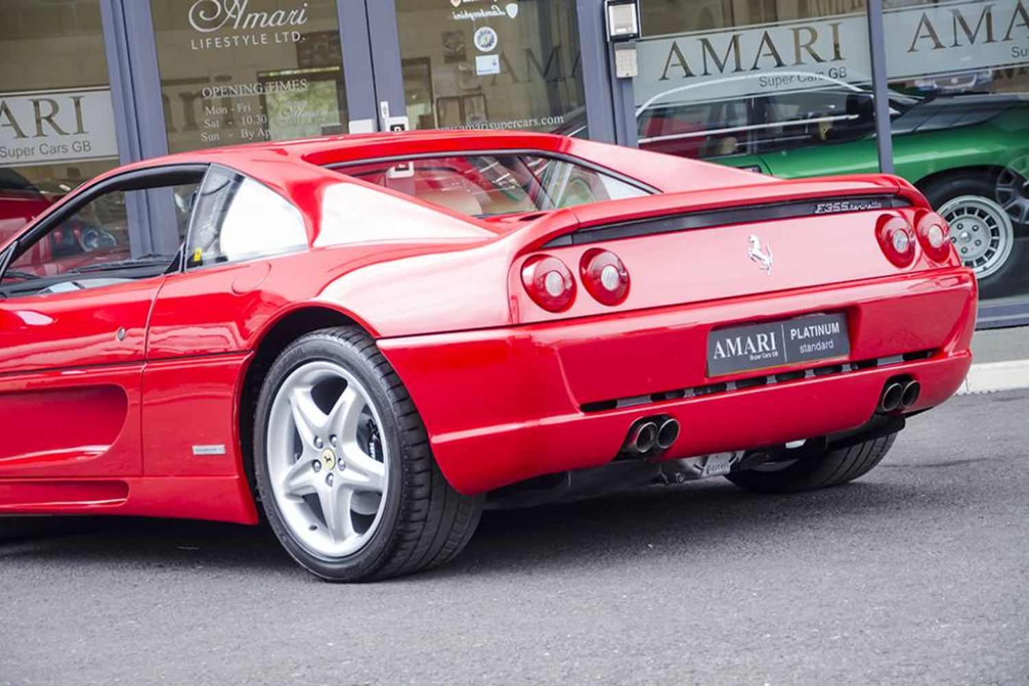 FERRARI F355 COUPE Berlinetta