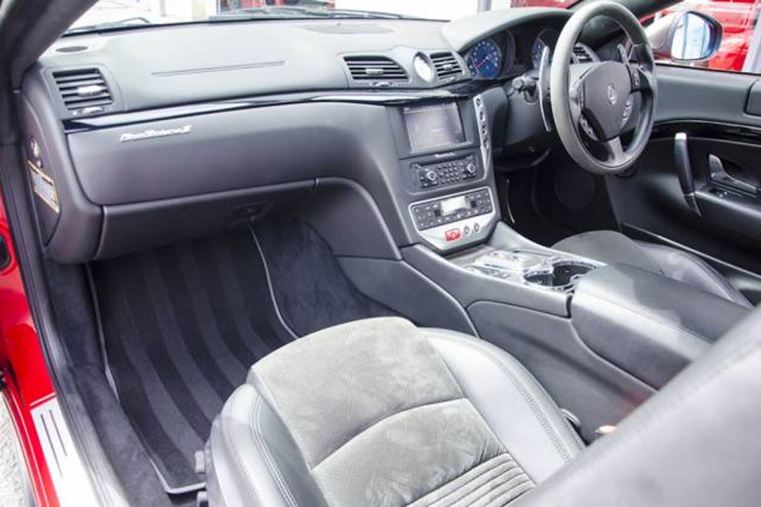 MASERATI GRANTURISMO COUPE V8 S MC Shift