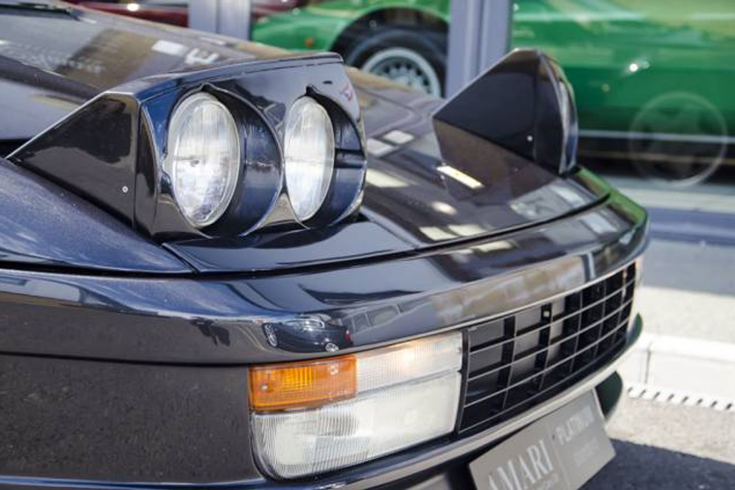 FERRARI TESTAROSSA COUPE 2dr