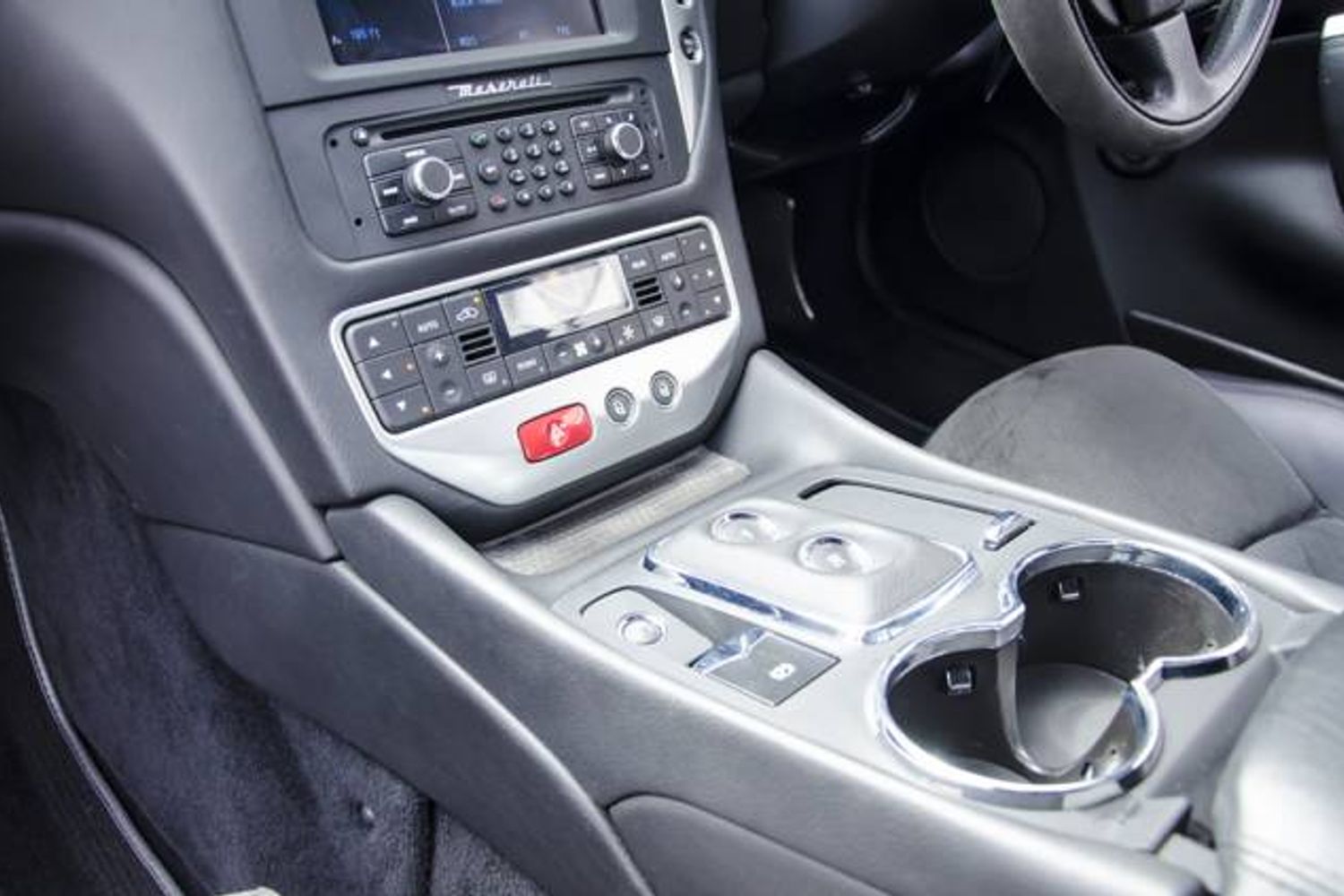 MASERATI GRANTURISMO COUPE V8 S MC Shift